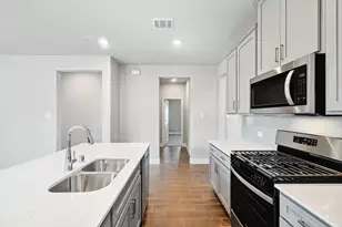 405 Portina Dr, Anna, TX 75409 - Photo 17