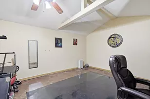 511 N Wood St, Cleburne, TX 76033 - Photo 13