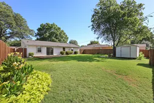525 Melrose Dr, Richardson, TX 75080 - Photo 25