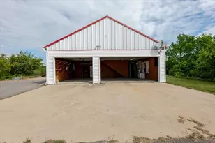 2400 Carter Rd, Springtown, TX 76082 - Photo 29