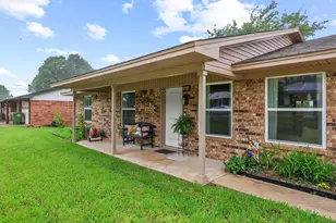 928 Ricketts St, Howe, TX 75459 - Photo 3