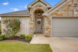 3332 White Horse Dr, Granbury, TX 76049 - Photo 3