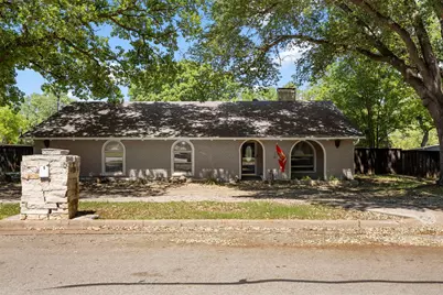 3911 Shady Valley Drive, Arlington, TX 76013 - Photo 11