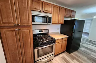 1401 E Sherman Dr, Denton, TX 76209 - Photo 7