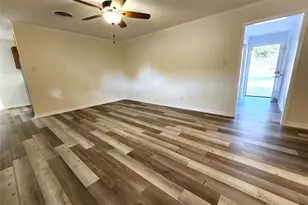 1401 E Sherman Dr, Denton, TX 76209 - Photo 11