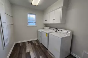 1401 E Sherman Dr, Denton, TX 76209 - Photo 29