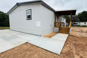 5900 Arrowhead Dr, Granbury, TX 76048 - Photo 3