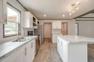 5900 Arrowhead Dr, Granbury, TX 76048 - Photo 9