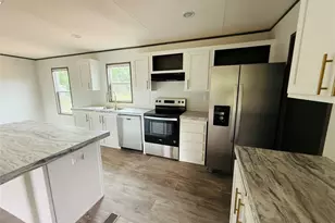 5900 Arrowhead Dr, Granbury, TX 76048 - Photo 9
