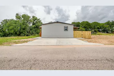 5900 Arrowhead Drive, Granbury, TX 76048 - Photo 31