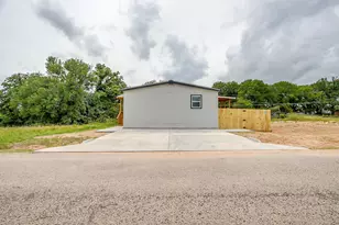 5900 Arrowhead Dr, Granbury, TX 76048 - Photo 31