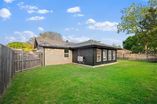 3621 Stephenson Dr, Bedford, TX 76021 - Photo 33