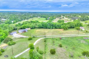 135 Lelon Ln, Springtown, TX 76082 - Photo 37
