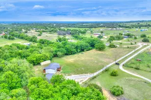 135 Lelon Ln, Springtown, TX 76082 - Photo 39