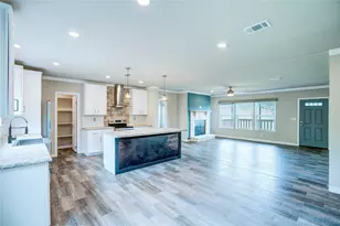 135 Lelon Ln, Springtown, TX 76082 - Photo 9