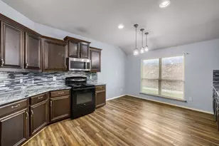 1513 Vermont Ave, Lancaster, TX 75134 - Photo 3