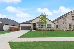 2308 Valencia Dr, Little Elm, TX 75068 - Photo 5
