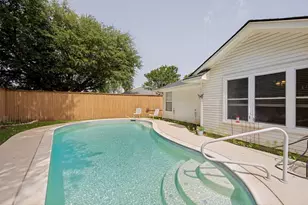 1825 Yorkshire St, Fort Worth, TX 76134 - Photo 25
