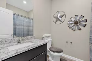 433 Cross Ridge Cir N, Fort Worth, TX 76120 - Photo 19
