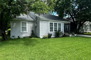 608 W Baldridge St, Ennis, TX 75119 - Photo 3