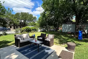 608 W Baldridge St, Ennis, TX 75119 - Photo 13
