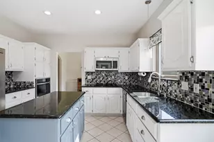 2010 Walnut Creek Trail, Garland, TX 75040 - Photo 11