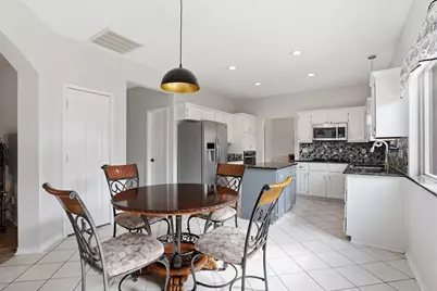 2010 Walnut Creek Trail, Garland, TX 75040 - Photo 9