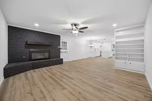5805 Wedgmont Cir N, Fort Worth, TX 76133 - Photo 5