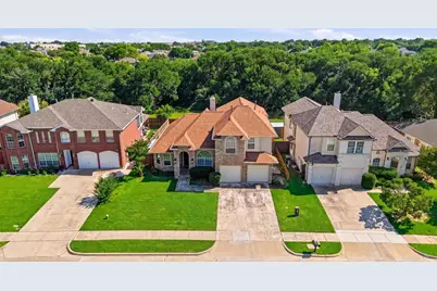 1136 Breezewood Drive, Lewisville, TX 75077 - Photo 7