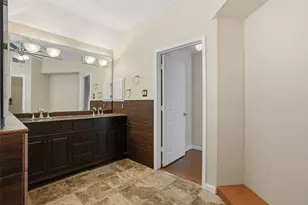 1136 Breezewood Dr, Lewisville, TX 75077 - Photo 33