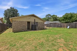 1505 Montclair St, Arlington, TX 76015 - Photo 13