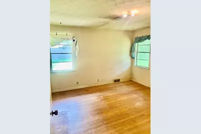 1326 E Sherman Drive, Denton, TX 76209 - Photo 31