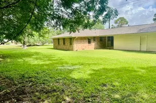 1326 E Sherman Dr, Denton, TX 76209 - Photo 7