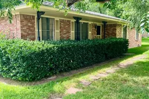 1326 E Sherman Dr, Denton, TX 76209 - Photo 5