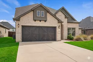 3020 Capital Hill Dr, Burleson, TX 76028 - Photo 3