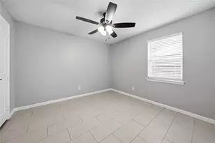 4723 Crest Dr, Arlington, TX 76017 - Photo 21