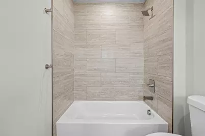 702 Perkins Court, Granbury, TX 76048 - Photo 25