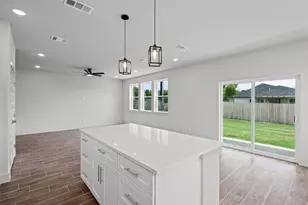 702 Perkins Ct, Granbury, TX 76048 - Photo 19