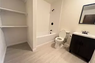 8515 Baumgarten Dr, Dallas, TX 75228 - Photo 9