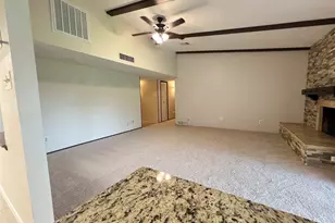 8515 Baumgarten Dr, Dallas, TX 75228 - Photo 19