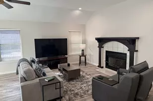 7809 Hightower Dr, North Richland Hills, TX 76182 - Photo 3