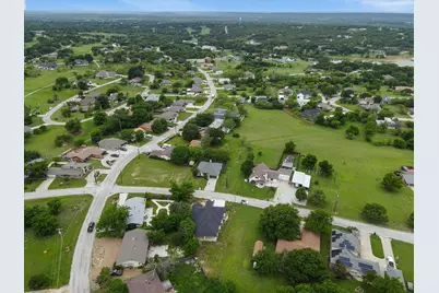127 Port O Call Court, Runaway Bay, TX 76426 - Photo 35