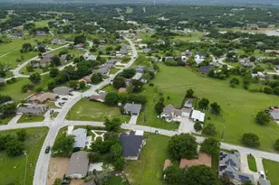 127 Port O Call Ct, Runaway Bay, TX 76426 - Photo 35