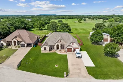 3000 Elkton Drive, Granbury, TX 76049 - Photo 29