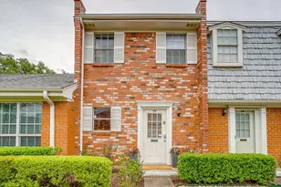 1211 Roaring Springs Rd, Fort Worth, TX 76114 - Photo 3