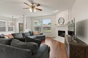 9208 Comanche Ridge Dr, Fort Worth, TX 76131 - Photo 9