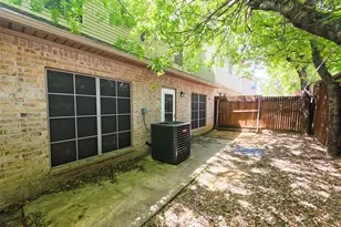 4231 Towne Lake Ct, Irving, TX 75061 - Photo 13