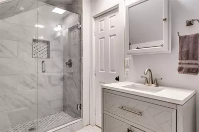 1810 5th Avenue, Fort Worth, TX 76110 - Photo 13
