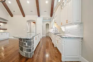 2104 Wellington St, Greenville, TX 75401 - Photo 13