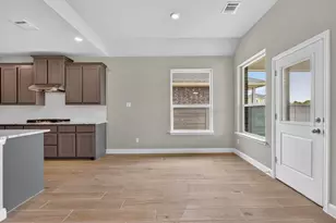 11509 Treehouse Trl, Justin, TX 76247 - Photo 11